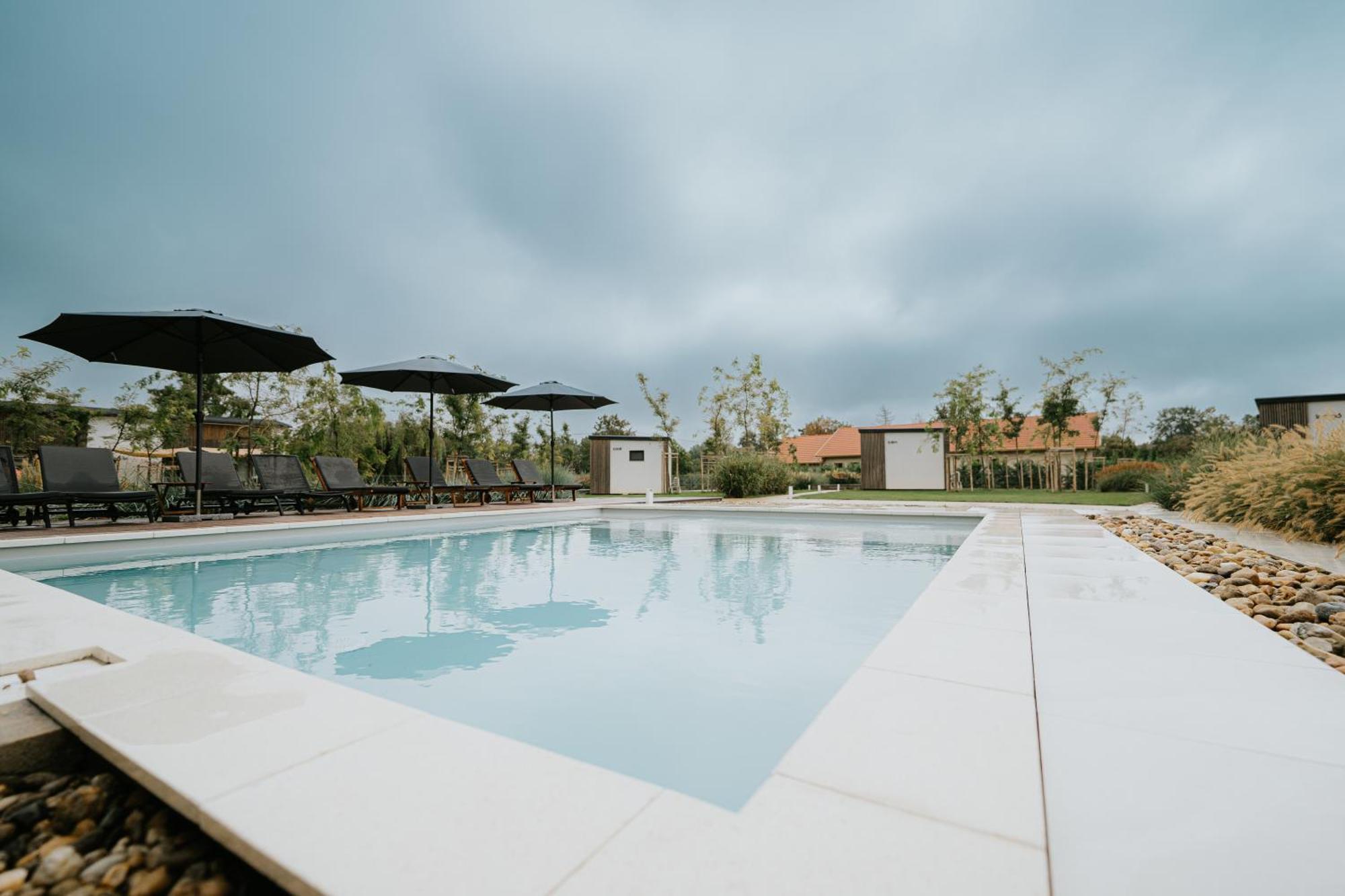 Gyopar Lodge - Gyoparosfuerdo Oroshaza Luaran gambar